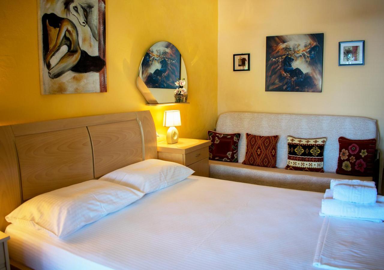 Studios And Apartments Meri نيو كليما المظهر الخارجي الصورة