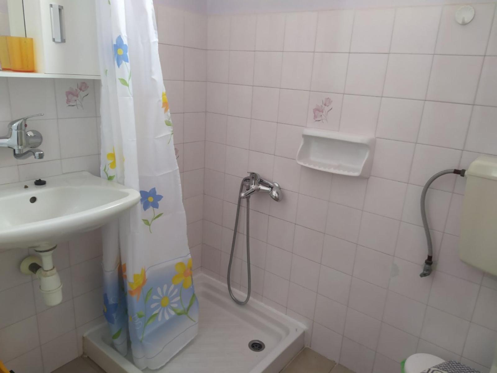 Studios And Apartments Meri نيو كليما المظهر الخارجي الصورة