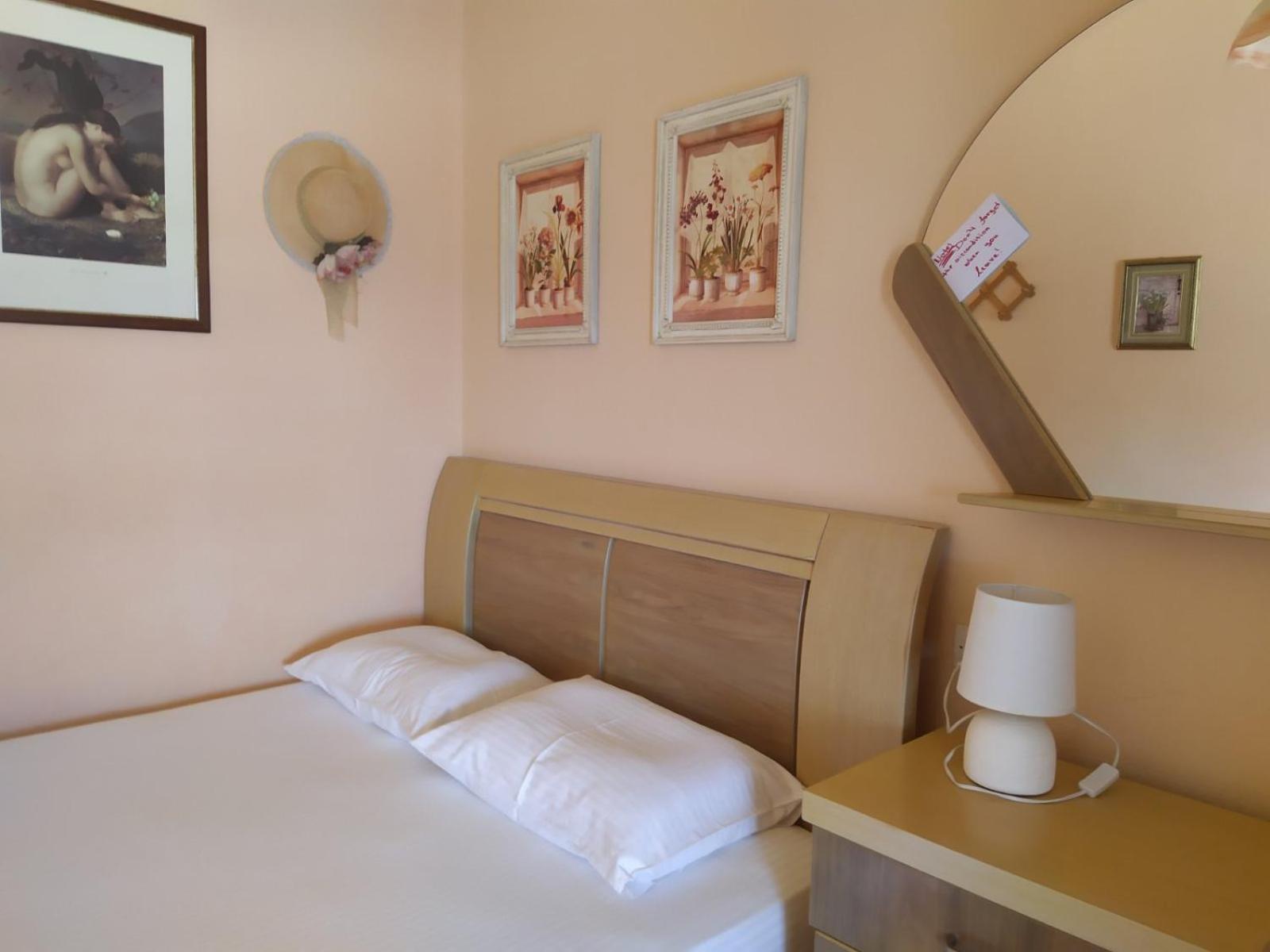 Studios And Apartments Meri نيو كليما المظهر الخارجي الصورة